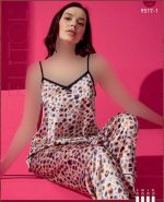 تاب و شلوار ساتن زنانه کد1-9517 طرح پلنگی